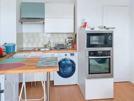 Studio lumineux avec vue sur port, parking et wifi - Photo 7
