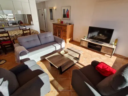 Appartement 2 pièces avec climatisation, terrasse, piscine et parking, près de la mer à Ste Maxime - Photo 4