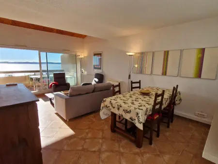 Appartement 2 pièces avec climatisation, terrasse, piscine et parking, près de la mer à Ste Maxime - Photo 9