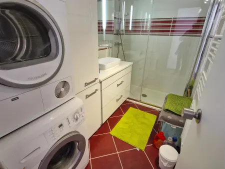 Appartement 2 pièces avec climatisation, terrasse, piscine et parking, près de la mer à Ste Maxime - Photo 18