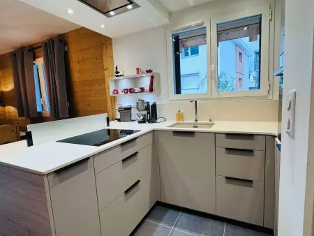 Appartement moderne 4 pièces, proche des remontées, parking inclus - Photo 11