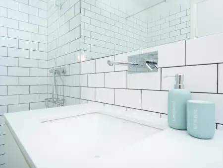 Appartement spacieux rénové avec climatisation, 2 chambres pour 6 personnes à Porto - Photo 17