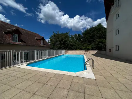 T2 rénové avec piscine chauffée proche Thermes, parking et WIFI - Photo 5