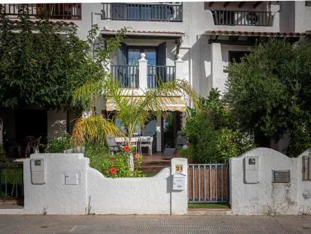 Maison en Bord de Mer avec Terrasse, Maison 5 personnes à Creixell - Photo 1