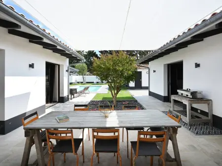 Maison spacieuse Ile de Ré avec piscine et parking privé - Photo 8