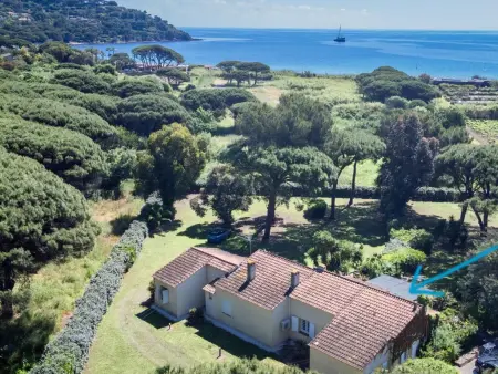 Les Romarins, Belle maison très bien placé pres de la plage - Photo 1