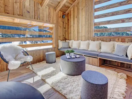 Chalet 5★, 15 pers, piscine intérieure, vue montagnes, 7 ch, terrasse, animaux acceptés - Photo 4