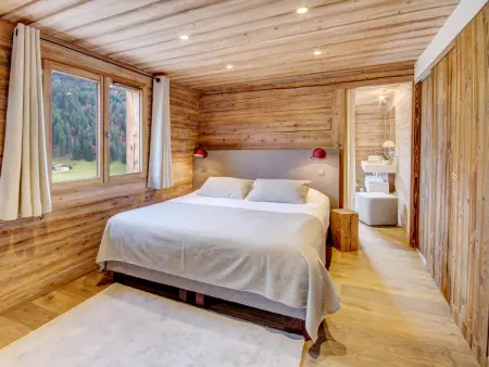 Chalet 5★, 15 pers, piscine intérieure, vue montagnes, 7 ch, terrasse, animaux acceptés - Photo 14