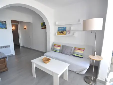 Acogedor estudio en Roses, Costa Brava! Ideal para 3 personas, a 100 m de la playa, con vistas al mar y comodidades. - Photo 6