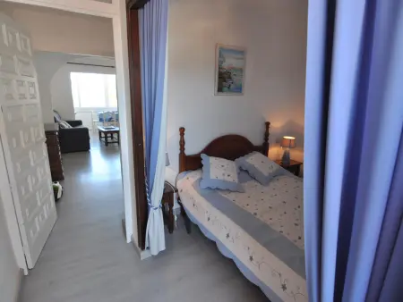 Acogedor estudio en Roses, Costa Brava! Ideal para 3 personas, a 100 m de la playa, con vistas al mar y comodidades. - Photo 10