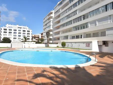 Encantador apartamento en alquiler en Roses, Costa Brava! A 0 metros de la playa. Disfruta de la piscina comunitaria y las vistas al mar. - Photo 23