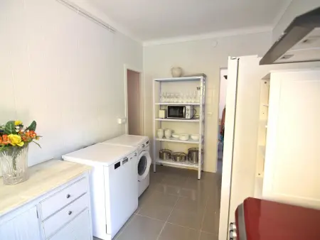 Maison Spacieuse à Roses, Idéale pour Familles et Groupes, Proche de la Plage et Piscine Communautaire - Photo 11