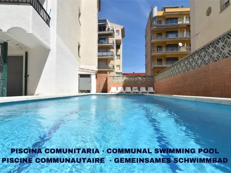 Maison Spacieuse à Roses, Idéale pour Familles et Groupes, Proche de la Plage et Piscine Communautaire - Photo 34