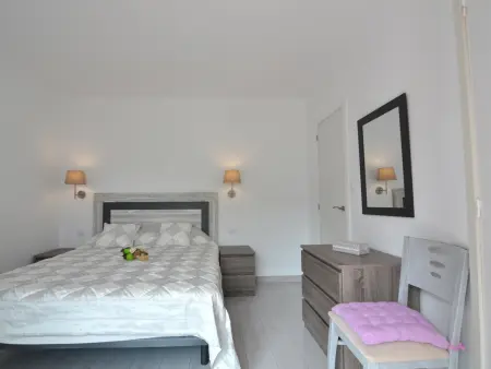 Charmant appartement à Roses à 300m de la plage avec terrasse, clim, cuisine équipée et TV satellite - Photo 19