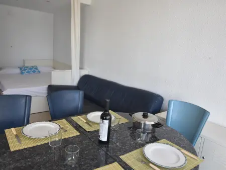 Charmant appartement en bord de mer avec piscine, à Roses, Costa Brava, idéal pour 4-5 personnes - Photo 6