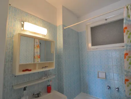 Appartement Confortable à Roses, à 300m de la Plage, avec Terrasse et Parking - Photo 16