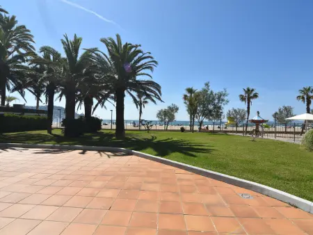 Appartement en Front de Mer à Roses, 2 Chambres, Piscine, Wi-Fi Gratuit, Réservez Maintenant! - Photo 27