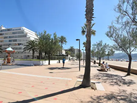 Appartement en Front de Mer à Roses, 2 Chambres, Piscine, Wi-Fi Gratuit, Réservez Maintenant! - Photo 30