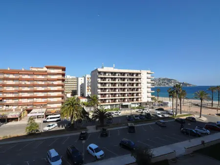 Charmant studio en bord de mer à Roses avec piscine, terrasse et Wi-Fi, à 0m de la plage! - Photo 3
