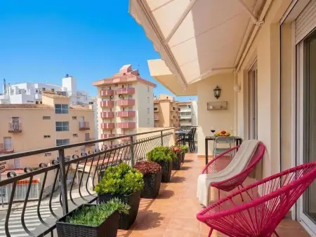 Charmant appartement à Roses, Costa Brava, à 200m de la plage Santa Margarita, idéal pour 4 personnes - Photo 1