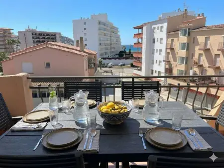 Charmant appartement à Roses, Costa Brava, à 200m de la plage Santa Margarita, idéal pour 4 personnes - Photo 3