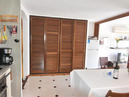 Studio Confortable à 200m de la Plage à Roses, Costa Brava - Parfait pour 4 Personnes! - Photo 8