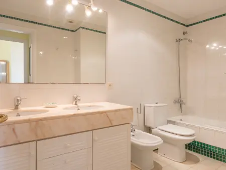 Appartement à Llafranc, 70m de la plage, 6 pers., garage privé - Photo 9