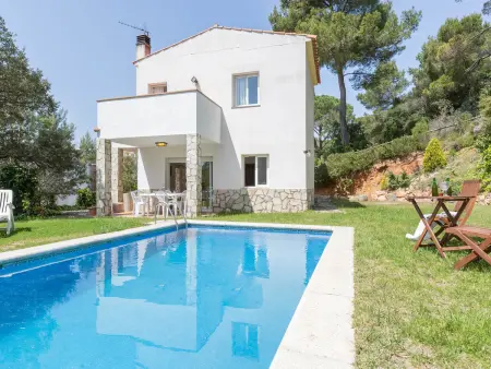 Villa à Tamariu avec Piscine Privée, Proche Plage, BBQ, Jardin, et Garage - Photo 7