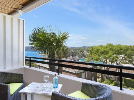 Grand appartement familial à Llafranc, piscine commune et animaux acceptés - Photo 8