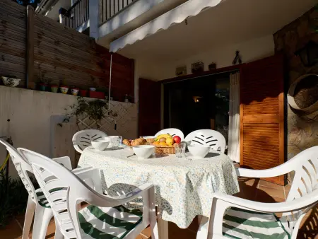 Maison mitoyenne avec jardin et terrasse, 800m de la plage, jusqu'à 8 pers, animaux admis - Photo 9