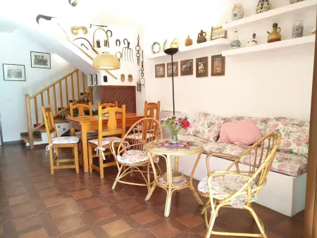 Maison mitoyenne avec jardin et terrasse, 800m de la plage, jusqu'à 8 pers, animaux admis - Photo 10