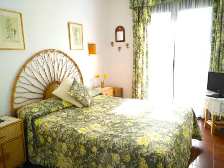 Maison mitoyenne avec jardin et terrasse, 800m de la plage, jusqu'à 8 pers, animaux admis - Photo 14
