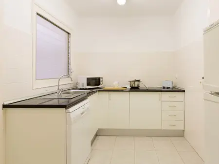 Appartement simple en front de mer à Llafranc, idéal pour familles et animaux sur demande - Photo 4