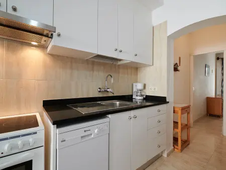 Appartement 4 pers avec balcon, lave-vaisselle, proche plage, Calella de Palafrugell - Photo 6