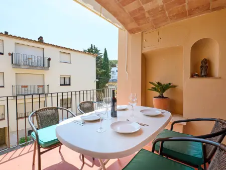 Appartement rénové à Llafranc pour 6 pers., clim, lave-vaisselle, proche mer et commerces - Photo 4