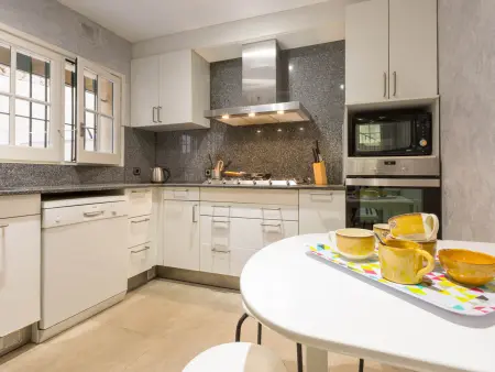 Grande maison familiale avec piscine et tennis à Llafranc - Photo 4