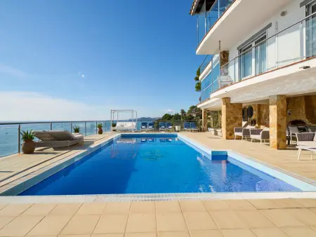Villa sur la Costa Brava avec piscines privées, sauna, BBQ, wifi et climatisation - Photo 10