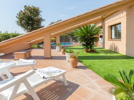 Villa à Lloret de Mar pour 6, avec piscine privée, terrasse et internet - Photo 1