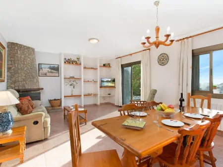 Villa à Lloret de Mar pour 7 personnes avec piscine privée et terrasse à 8 km de la plage - Photo 3