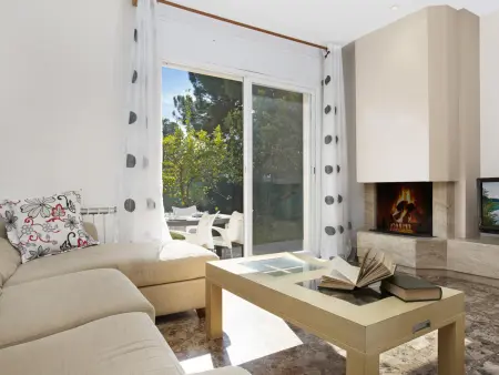 Villa à Lloret de Mar avec piscine privée, proche plage, pour 6 personnes, parking inclus - Photo 3