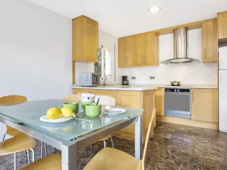 Villa à Lloret de Mar avec piscine privée, proche plage, pour 6 personnes, parking inclus - Photo 4