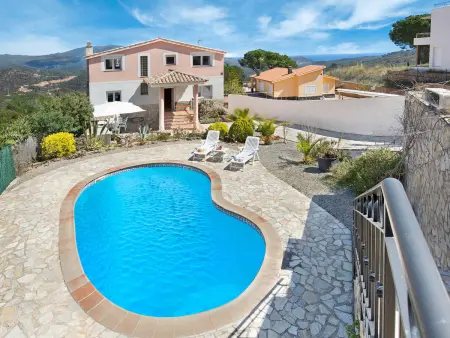 Grande villa 5 chambres avec piscine privée et vue sur mer à Lloret de Mar - Photo 1
