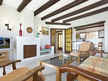 Villa à Blanes: Piscine privée, jardin, parking, proche plage, pour 6 pers. - Photo 2