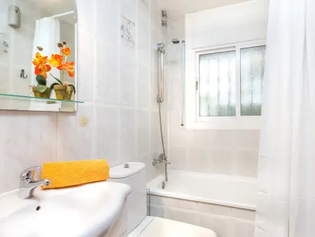 Grande maison calme avec piscine privée et wifi à Lloret de Mar - Photo 16