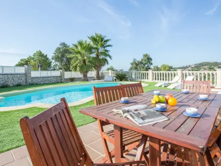 Villa à Lloret de Mar pour 6 pers. avec piscine privée, jardin, proche plage et centre - Photo 2