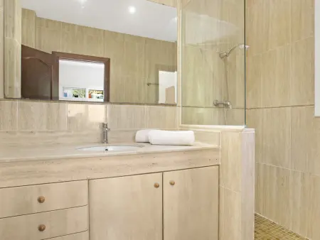 Villa à Lloret de Mar pour 6 pers. avec piscine privée, jardin, proche plage et centre - Photo 16