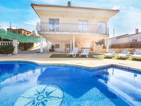 Maison calme avec piscine privée, Wi-Fi et parking à Lloret de Mar - Photo 6