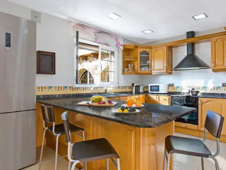 Maison calme avec piscine privée, Wi-Fi, animaux acceptés - Photo 4
