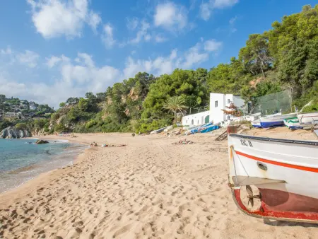 Maison moderne avec piscine privée et Wi-Fi à Lloret de Mar, idéale pour familles - Photo 32