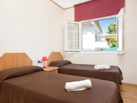 Villa à Lloret del Mar - 3 chambres, piscine privée, proche mer, parking - Photo 13